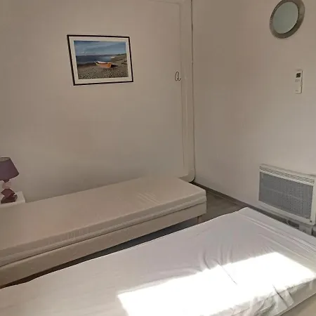 Ideale Avec Piscine Chauffee A 1500m Des Plages, 3 Et Parking, - Fr-1-732-31 Holiday home